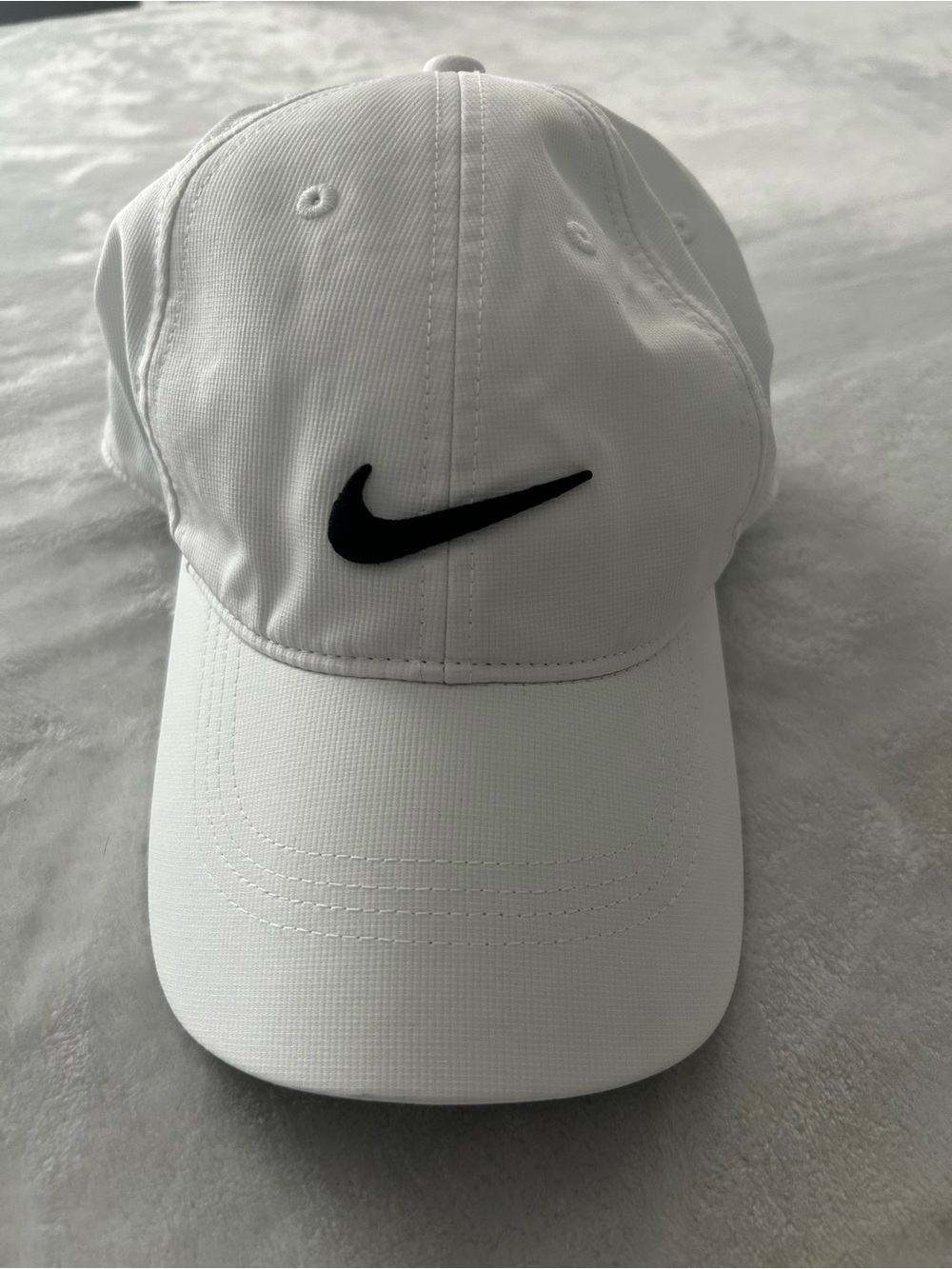 Nike Golf White Adjustable Hat Black Swoosh One Size